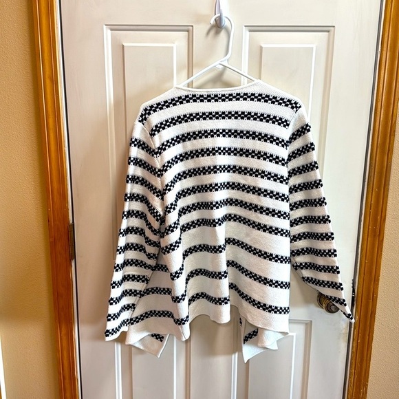 NWT Talbots Striped Black and White Women's Boucle Blazer / Sweater size 2XP - Picture 2 of 6